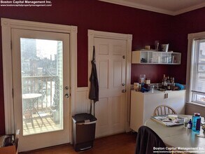 16 Suffolk St, Unit 3 in Cambridge, MA - Building Photo - Building Photo