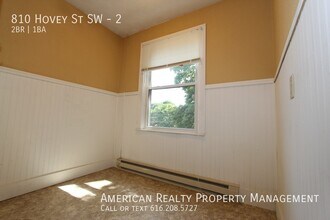 810 Hovey St SW in Grand Rapids, MI - Building Photo - Building Photo