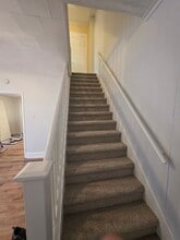 611 Moir Ct, Unit Apt 1 in Scranton, PA - Building Photo - Building Photo