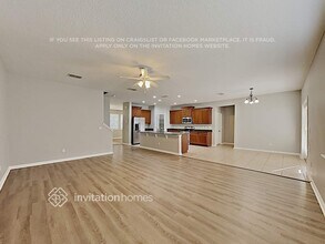 6513 Huntscott Pl in Jacksonville, FL - Foto de edificio - Building Photo