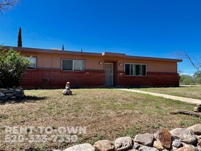 15965 N Forecastle Ave in Tucson, AZ - Foto de edificio - Building Photo