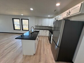 1015 Glezen St in Petersburg, IN - Building Photo - Building Photo