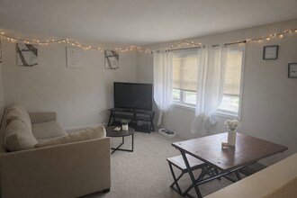 115 Pickwick Pl in Millersville, PA - Building Photo - Building Photo