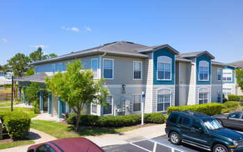 Hawthorne Village in Port Orange, FL - Foto de edificio - Building Photo