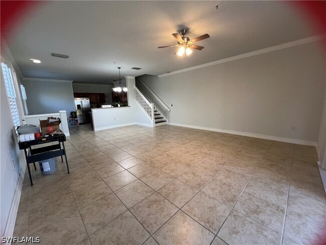 property at 884 Hampton Cir