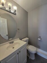 41129 S Woodbury Green Dr in Belleville, MI - Building Photo - Building Photo