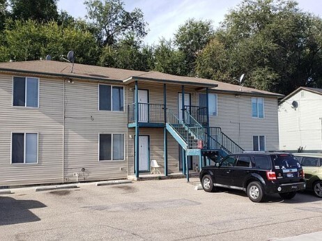 property at 79 4th St N