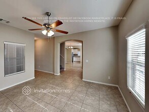 17696 W Langer Ln, Unit 203 in Surprise, AZ - Building Photo - Building Photo