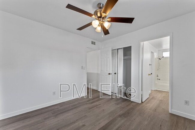 29160 Flowerpark Dr in Santa Clarita, CA - Building Photo - Building Photo