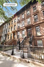 209 Jefferson Ave in Brooklyn, NY - Building Photo - Building Photo
