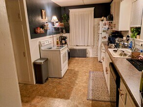 357 Portland St, Unit A in Rochester, NH - Foto de edificio - Building Photo