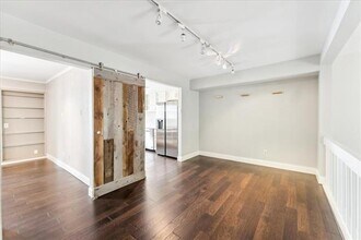3618 Gillespie St in Dallas, TX - Foto de edificio - Building Photo