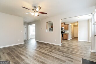 1021 Bluecoat Cir in Hampton, GA - Building Photo - Building Photo