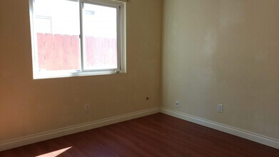7724 Acama St in San Diego, CA - Building Photo - Building Photo