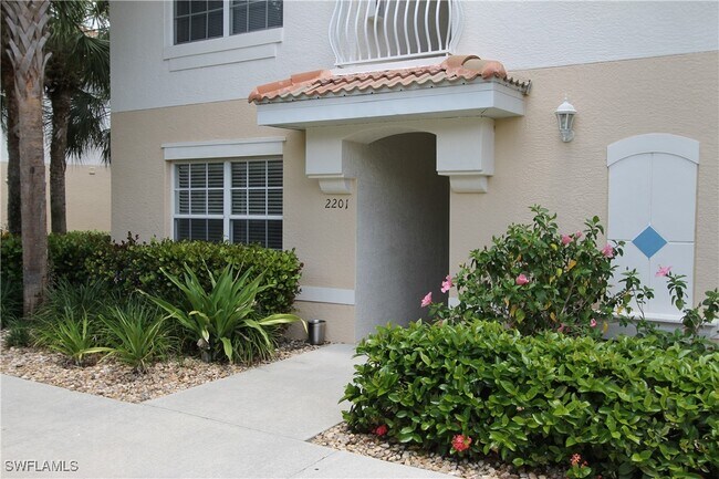 3035 Horizon Ln in Naples, FL - Building Photo - Building Photo