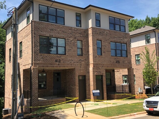 410 Faison Ave, Unit 404 Faison Ave in Charlotte, NC - Building Photo - Building Photo