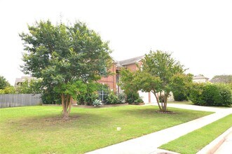 801 Barefoot Cove in Round Rock, TX - Building Photo - Building Photo