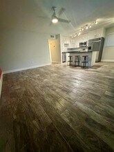 2369 Oak Park Way in Orlando, FL - Building Photo - Building Photo