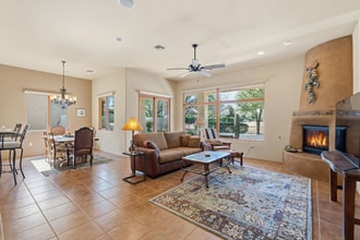 206 Circulo Veranera in Tubac, AZ - Foto de edificio - Building Photo