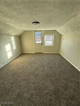 8303 Connecticut Ave, Unit 2 in Cleveland, OH - Building Photo - Building Photo