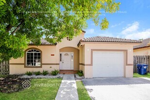 17184 SW 143rd Pl in Miami, FL - Building Photo