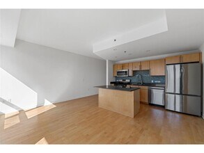 929 Portland Ave in Minneapolis, MN - Foto de edificio - Building Photo