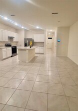 1422 Yellow Finch Dr in Davenport, FL - Building Photo - Building Photo