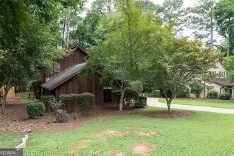 1125 Trailmore Dr in Roswell, GA - Building Photo - Building Photo