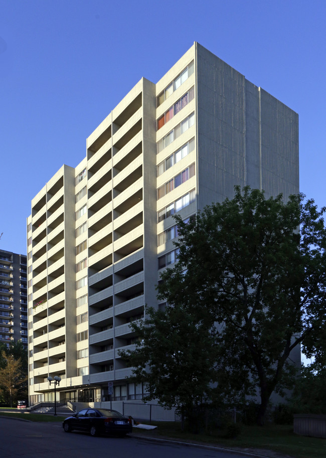 River Park Terrace in Ottawa, ON - Building Photo - Building Photo