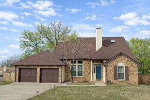 1122 Rosebrook Dr in Clarksville, TN - Building Photo