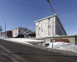 Horizon Heights Apartments in Omaha, NE - Foto de edificio - Building Photo