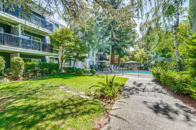 181 Del Medio Ave in Mountain View, CA - Building Photo - Building Photo