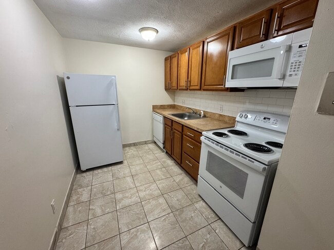 95 Gardner St, Unit 11 in Boston, MA - Building Photo - Building Photo