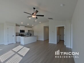 1225 Crested Iris St in Moore, SC - Building Photo - Building Photo