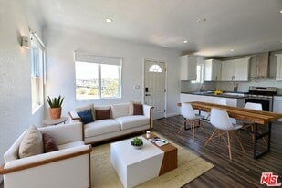 1416 Helen Dr in Los Angeles, CA - Building Photo