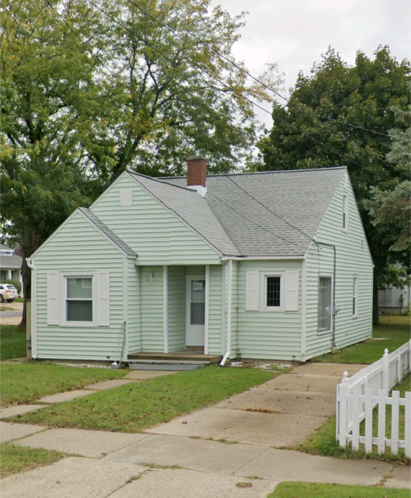 722 Eleanor St NE in Grand Rapids, MI - Building Photo