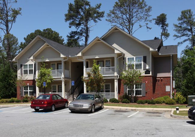 Pinewood Park Apartments