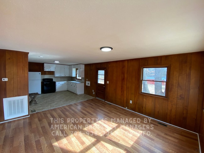 3810 Vanderburg Dr in Concord, NC - Building Photo - Building Photo