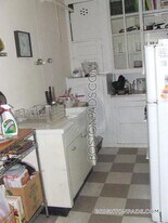 1665 Commonwealth Ave, Unit 5 in Boston, MA - Building Photo