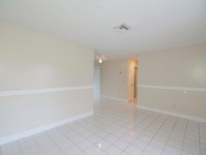 650 SE Evergreen Terrace, Unit 02O in Port St. Lucie, FL - Building Photo - Building Photo