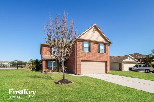 5619 Cinnamon Lake Dr in Baytown, TX - Foto de edificio - Building Photo