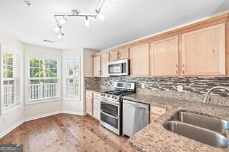 4140 Riverlook Pkwy SE in Marietta, GA - Building Photo - Building Photo