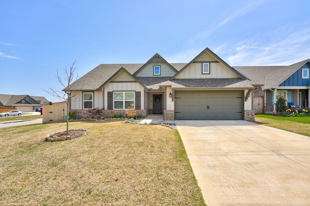 3529 E New Haven St in Broken Arrow, OK - Building Photo