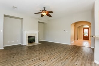 13207 Castle Combe Dr in Houston, TX - Building Photo - Building Photo