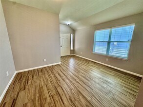 7607 Legacy Pines Dr in Cypress, TX - Building Photo - Building Photo