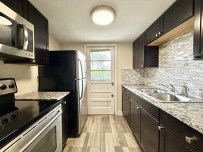 2 N Fernwood Ave in Clearwater, FL - Building Photo - Building Photo