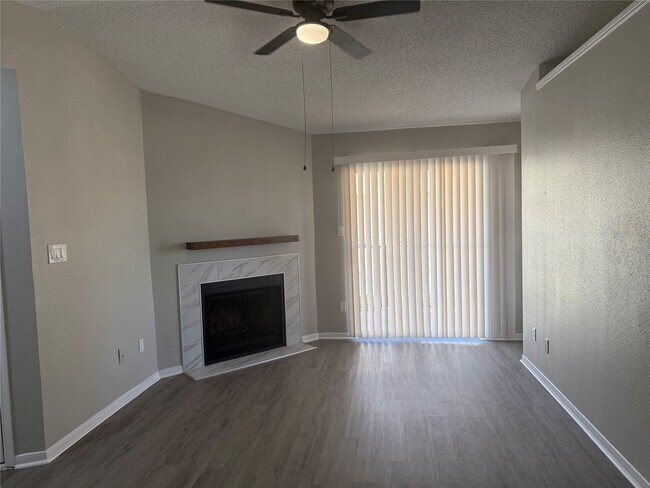 2121 Hepburn St in Houston, TX - Building Photo - Building Photo