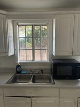 805 N Maple St in Burbank, CA - Building Photo - Building Photo