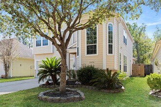 12850 Pecan Shores Dr in Houston, TX - Building Photo - Building Photo