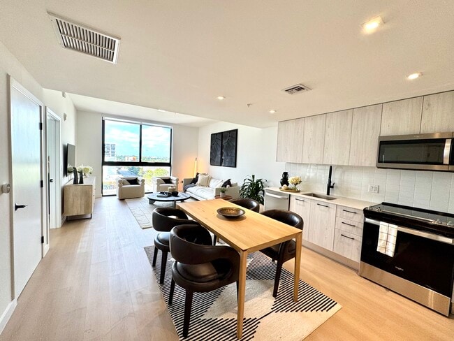 3026 NW 1st Ave, Unit A21 in Miami, FL - Foto de edificio - Building Photo